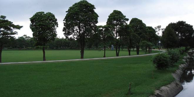 Race Course Park