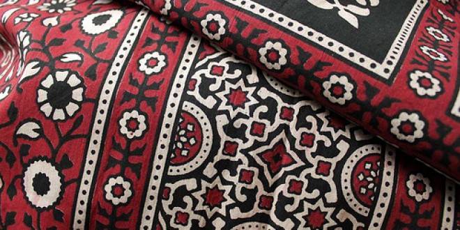 Sindhi Ajrak