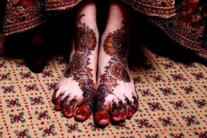 Bridal Mehndi Design on Feet