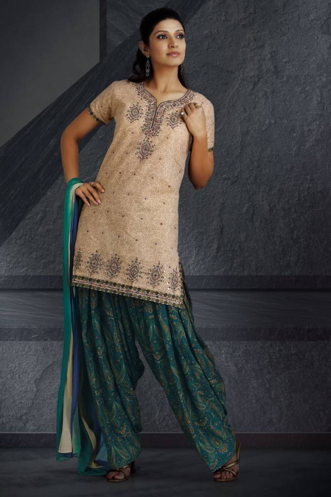 patiala-salwar-kameez