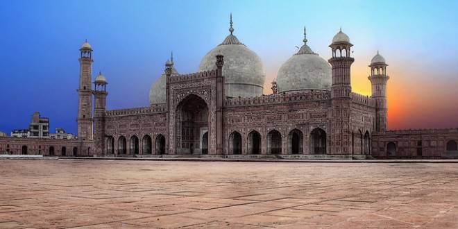 Badshahi Mosque