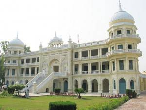 gurdaras in pakistan (1)